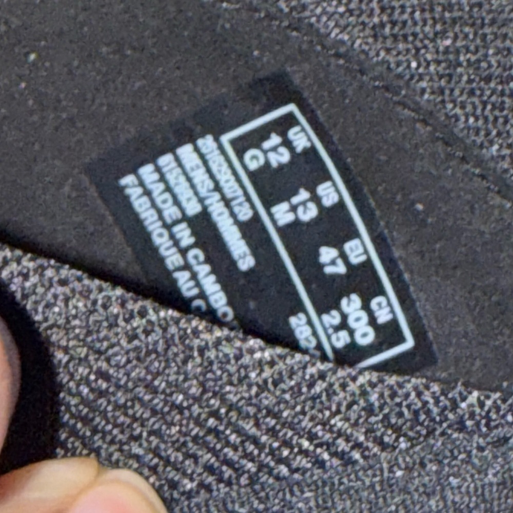 Clarks cushion soft Men's Black Sneakers size 13 - Picture 7 of 8